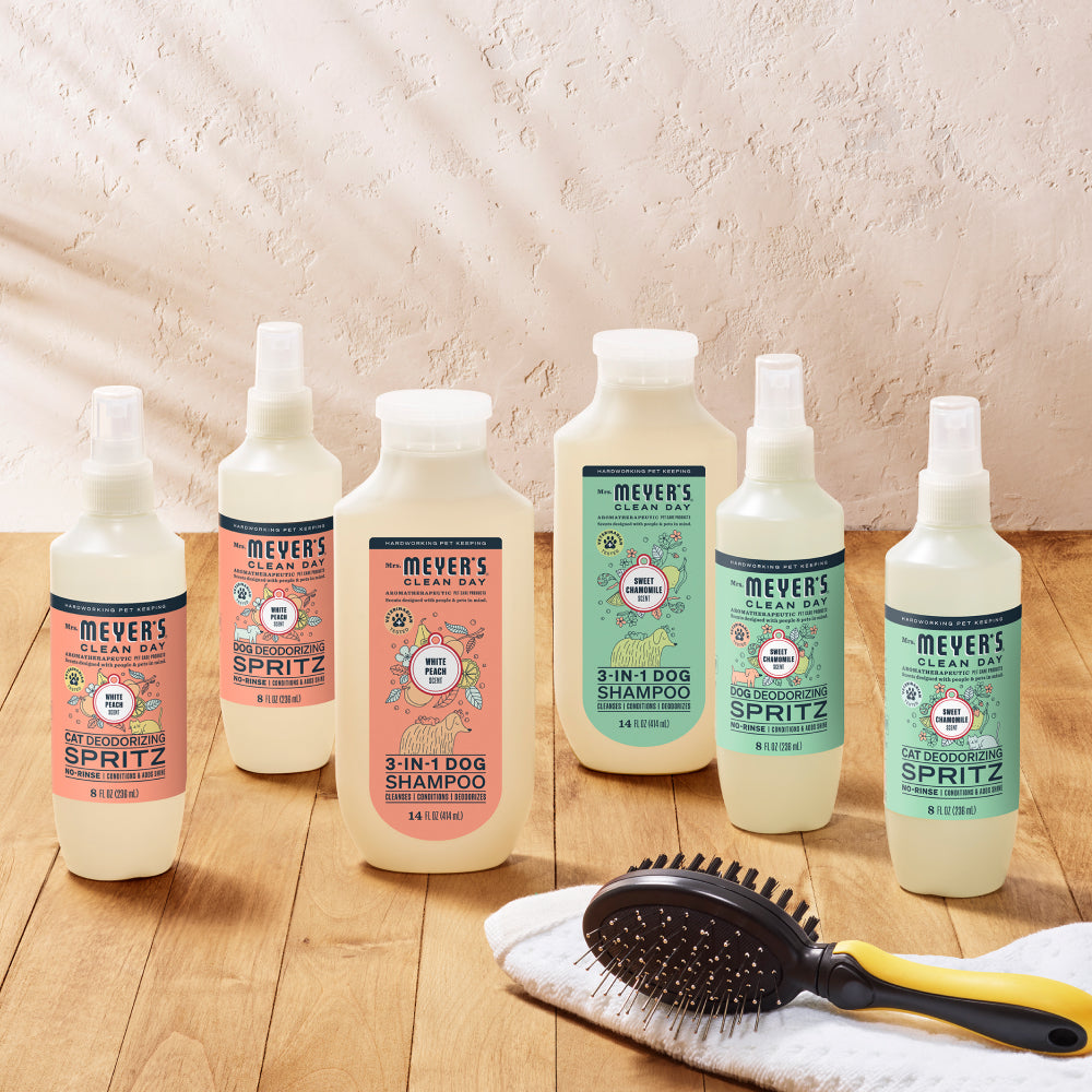Home Care White Peach Dog Deodorizing Spritz